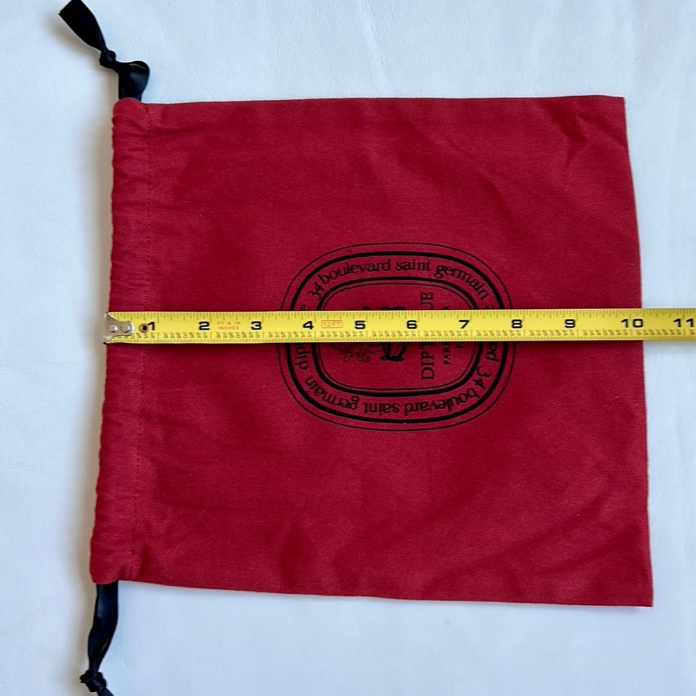 Diptyque Red Drawstring Bag - Picture 4 of 4